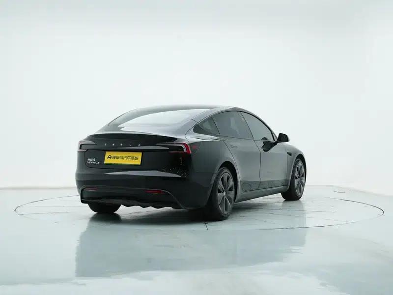 Model 3 2023 Rear-Wheel Drive — миниатюра 7