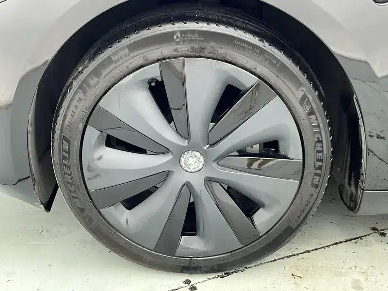 Model 3 2023 Rear-Wheel Drive — миниатюра 9