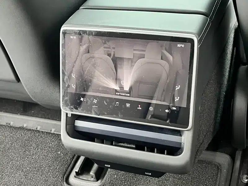 Model 3 2023 Rear-Wheel Drive — миниатюра 10