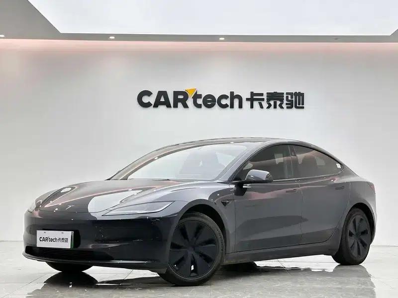 Model 3 2023 Rear-Wheel Drive — миниатюра 1
