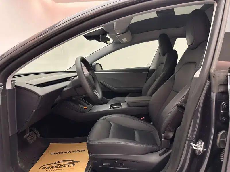 Model 3 2023 Rear-Wheel Drive — миниатюра 14