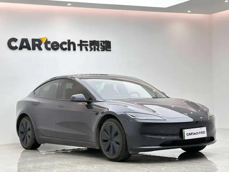 Model 3 2023 Rear-Wheel Drive — миниатюра 3