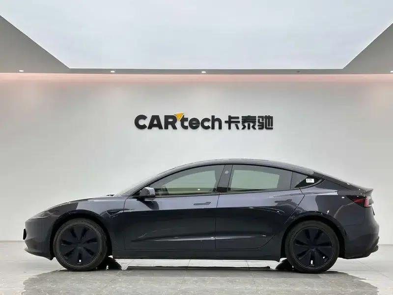 Model 3 2023 Rear-Wheel Drive — миниатюра 4