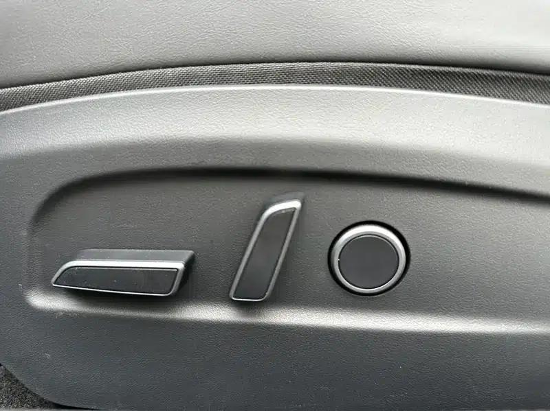 Model 3 2025 Facelift Long Range All-Wheel Drive Version — миниатюра 12