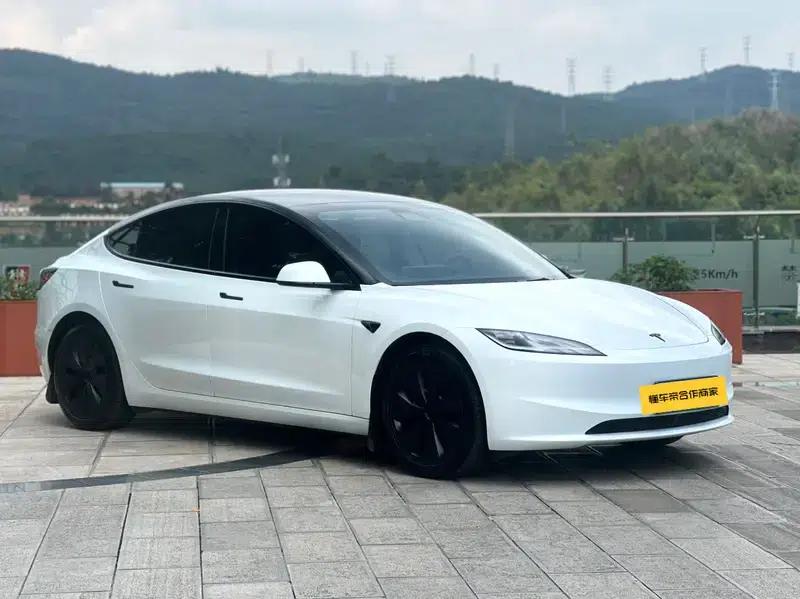 Model 3 2025 Facelift Long Range All-Wheel Drive Version — миниатюра 3