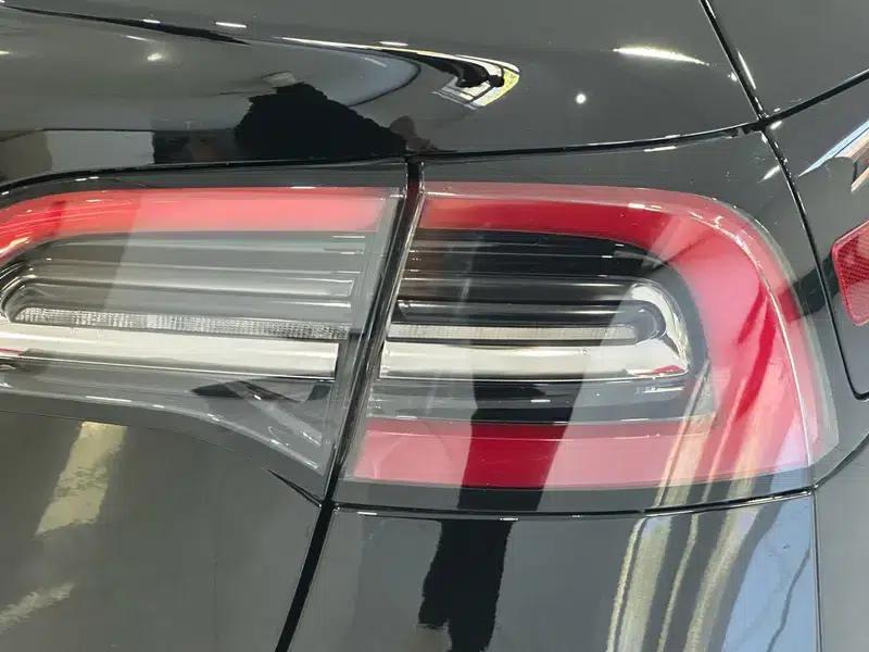 Model 3 2022 Performance All-Wheel Drive — миниатюра 5