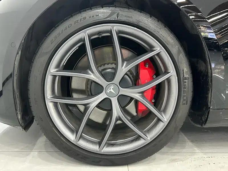 Model 3 2022 Performance All-Wheel Drive — миниатюра 6