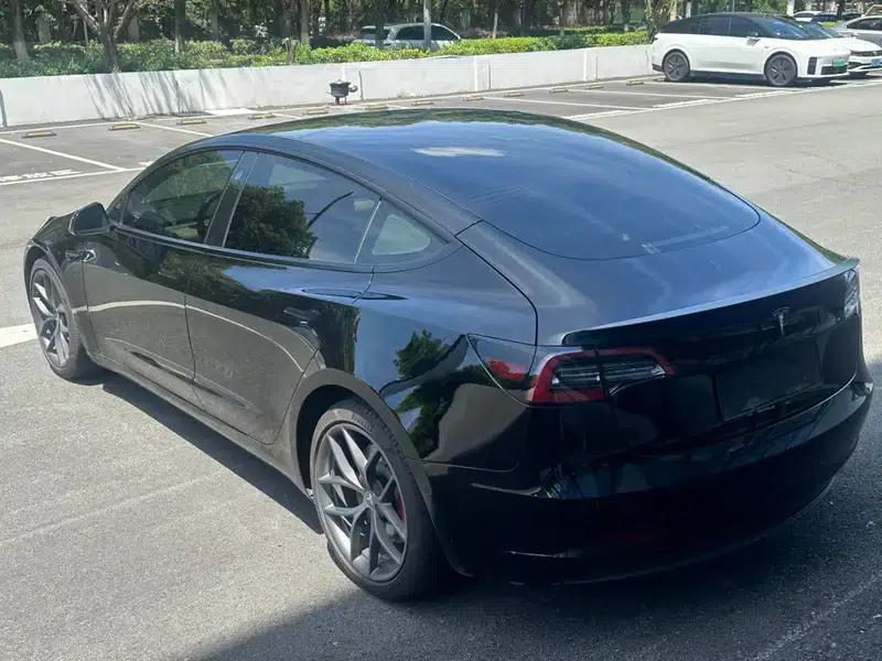 Model 3 2022 Performance All-Wheel Drive — миниатюра 4