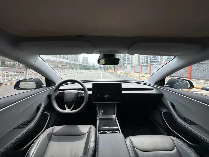 Model 3 2023 Rear-Wheel Drive — миниатюра 9
