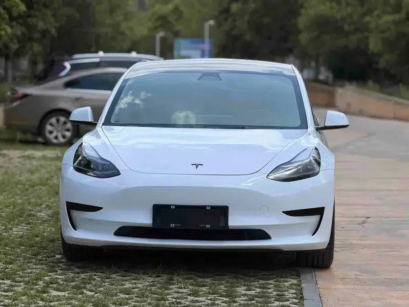 Model 3 2023 Rear-Wheel Drive — миниатюра 2