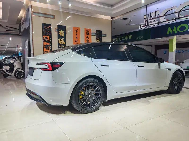 Model 3 2023 Rear-Wheel Drive — миниатюра 5