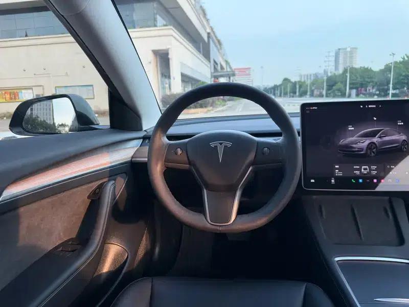 Model 3 2022 Rear-Wheel Drive — миниатюра 13