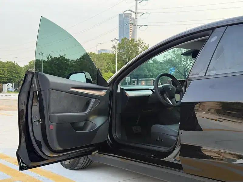 Model 3 2022 Rear-Wheel Drive — миниатюра 17