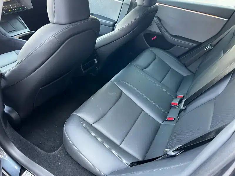 Model 3 2023 Rear-Wheel Drive — миниатюра 16