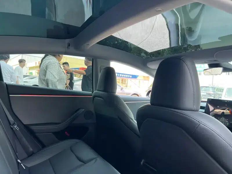 Model 3 2023 Rear-Wheel Drive — миниатюра 9