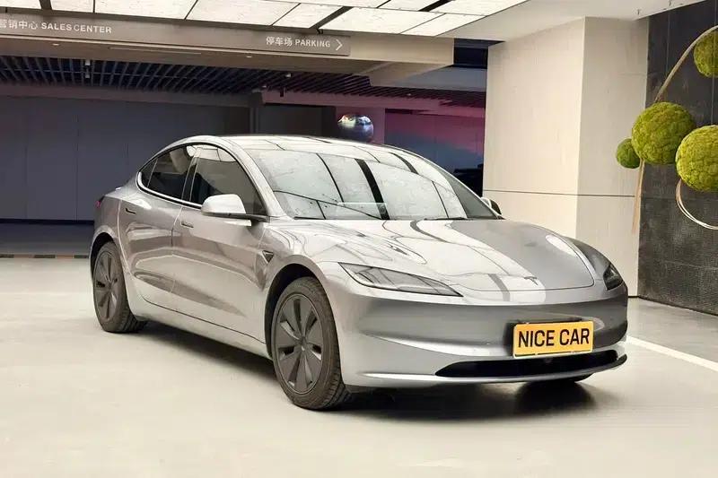Model 3 2025 Facelift Long Range Rear-Wheel Drive — миниатюра 3