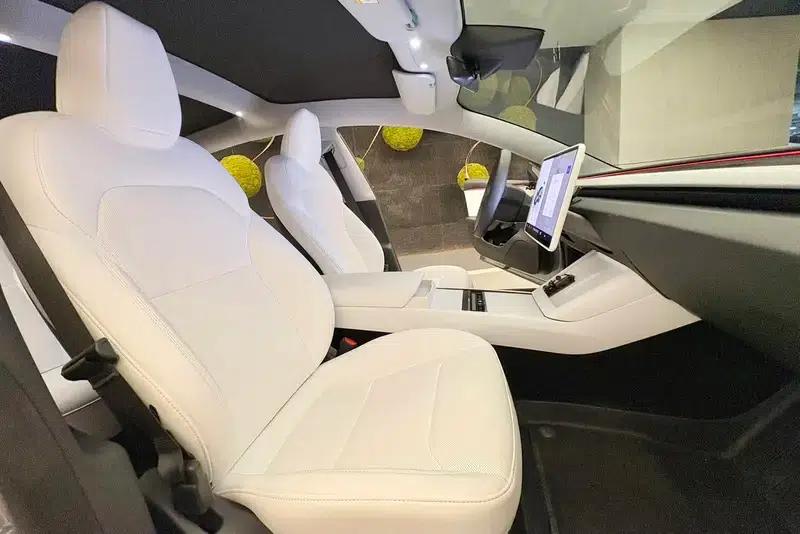 Model 3 2025 Facelift Long Range Rear-Wheel Drive — миниатюра 21
