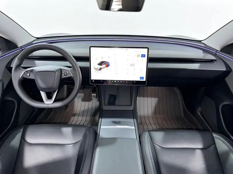 Model 3 2025 Rear-Wheel Drive — миниатюра 7