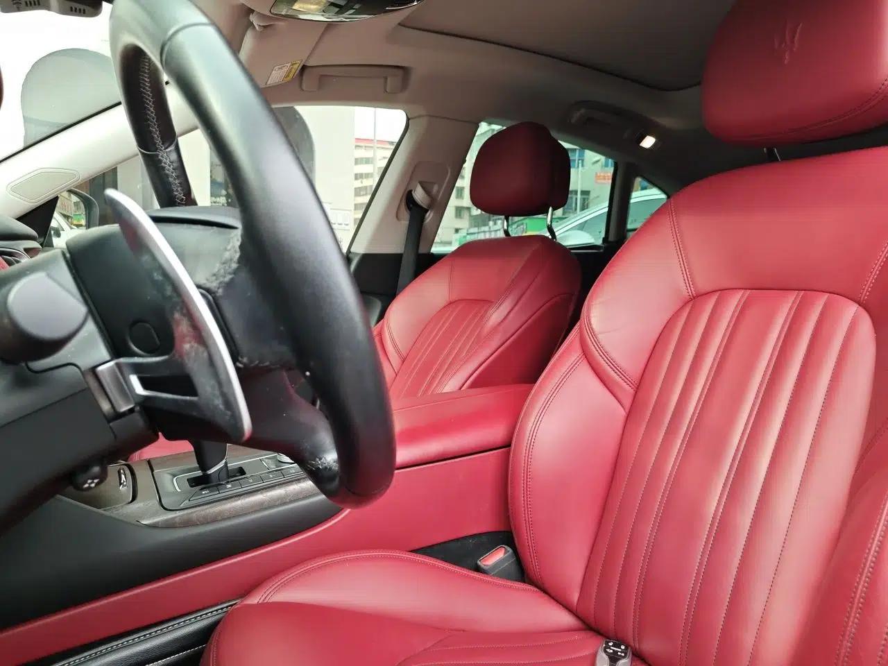 Maserati Levante 2016 3.0T Standard Edition — миниатюра 15