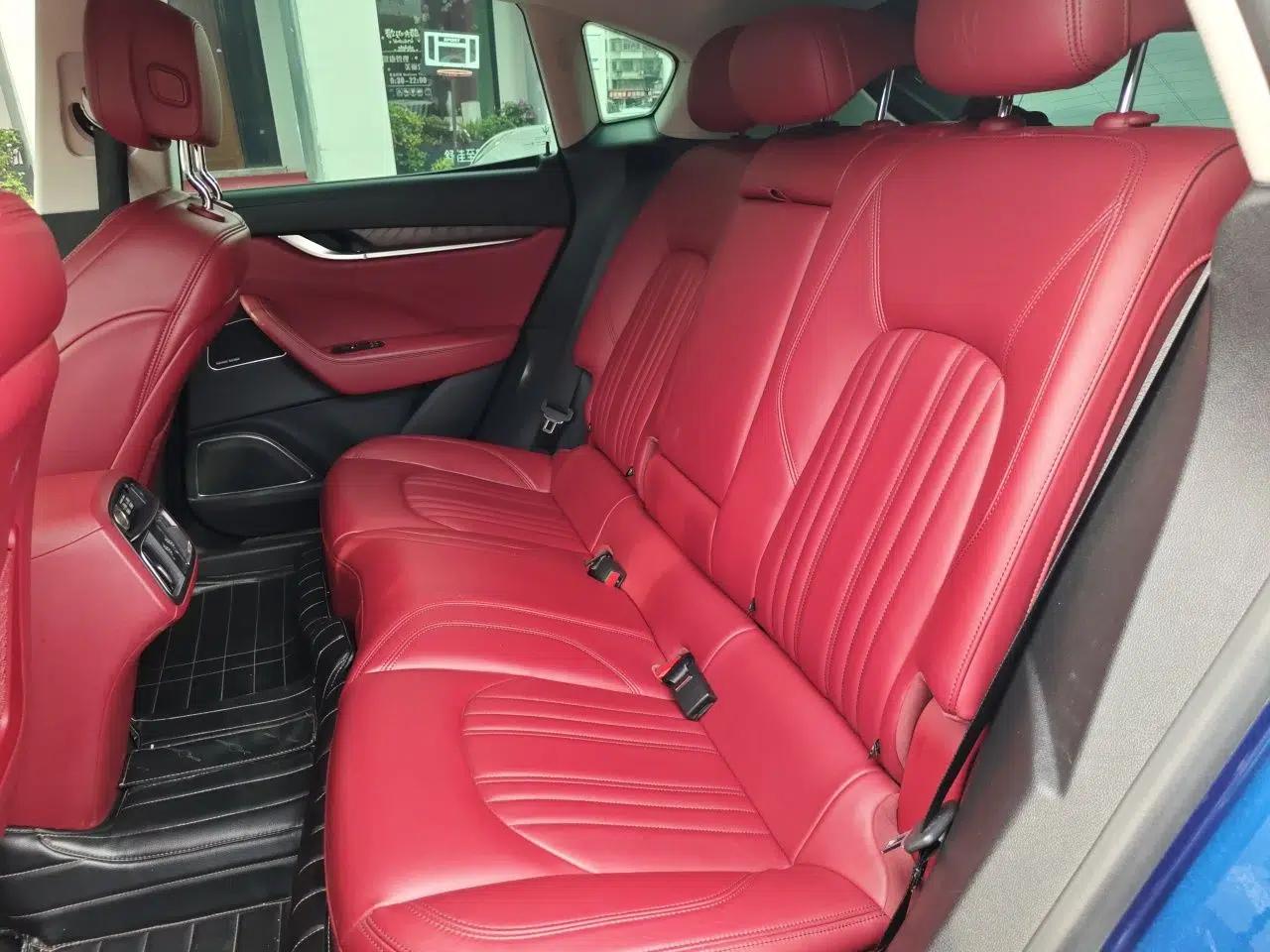 Maserati Levante 2016 3.0T Standard Edition — миниатюра 17