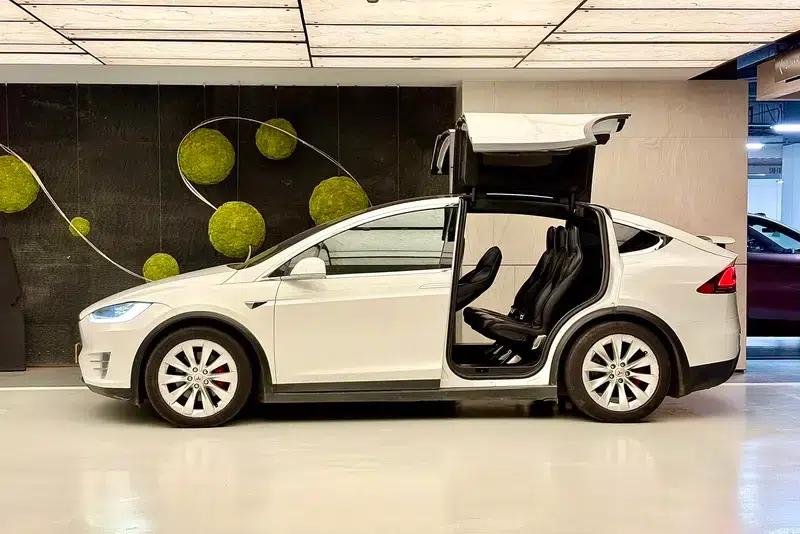 2016 Model X 90D — миниатюра 4