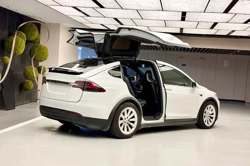 2016 Model X 90D — миниатюра 7