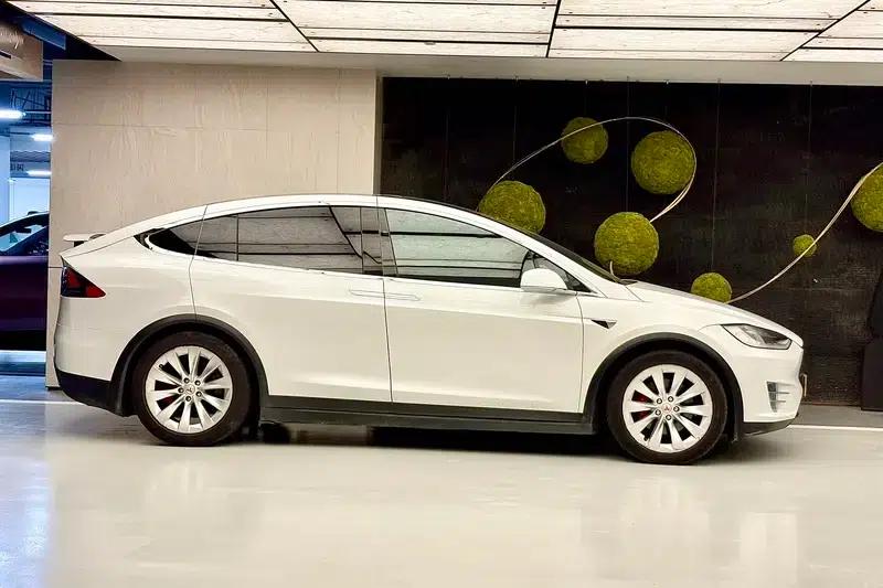 2016 Model X 90D — миниатюра 8