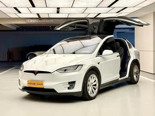 2016 Model X 90D