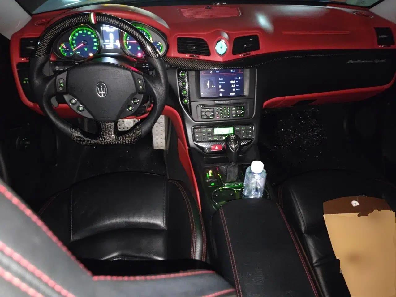 Maserati GranTurismo 2013 Maserati GranTurismo 4.7, automatic transmission, imported, four-seater — миниатюра 9