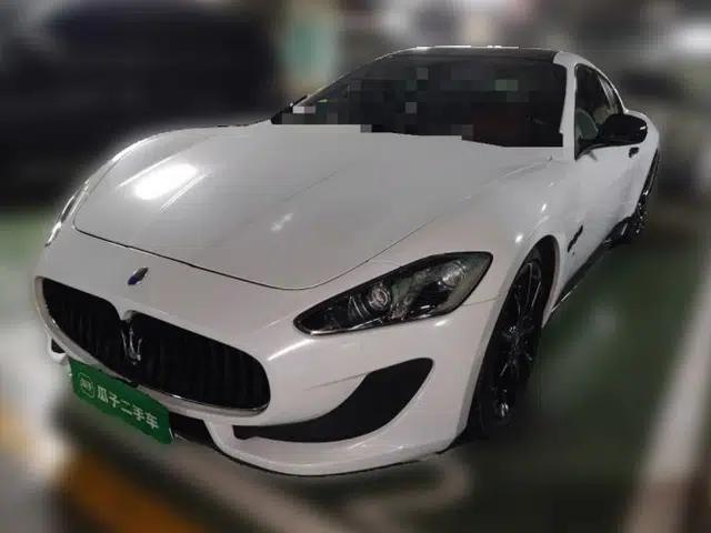 Maserati GranTurismo 2013 Maserati GranTurismo 4.7, automatic transmission, imported, four-seater