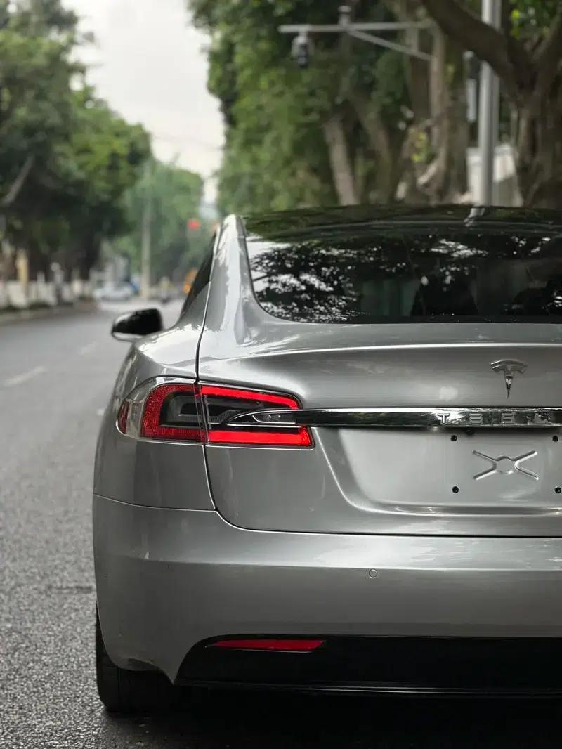 Model S 2016 75 — миниатюра 11