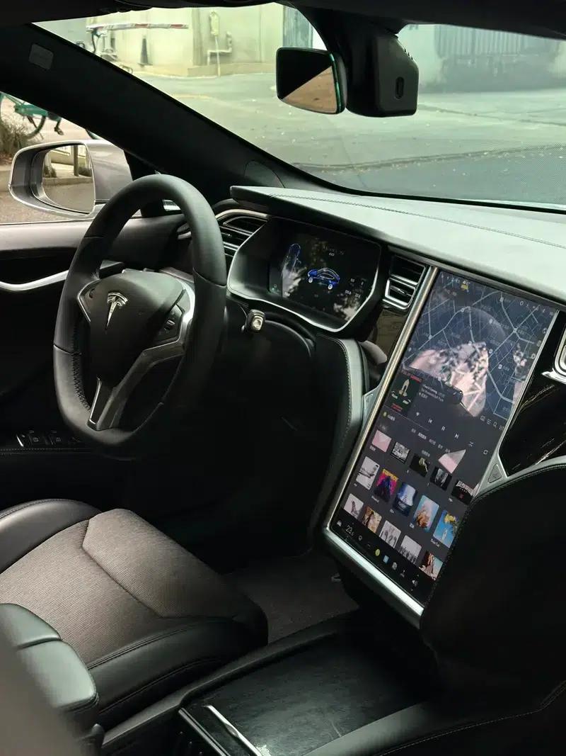 Model S 2016 75 — миниатюра 12
