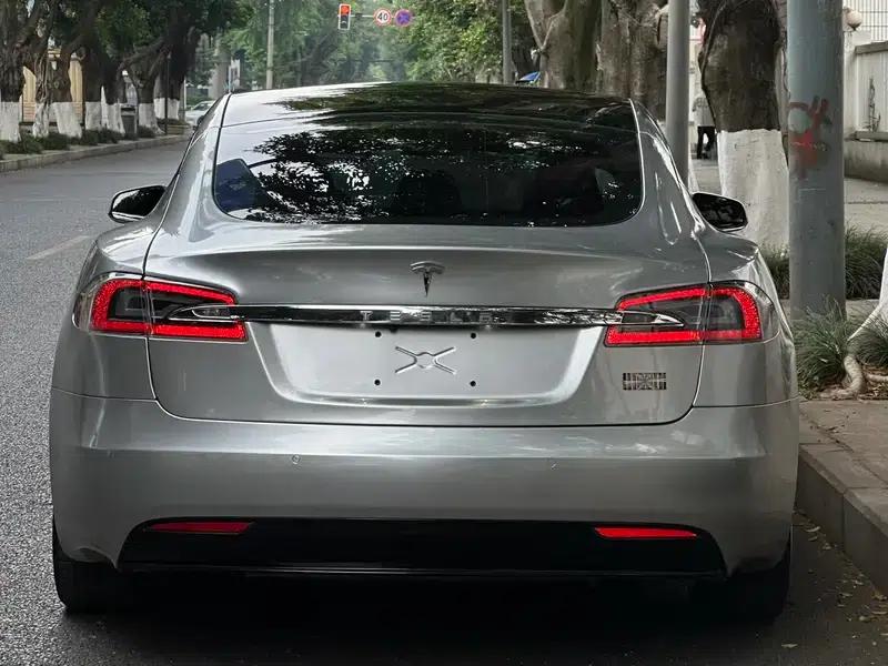 Model S 2016 75 — миниатюра 4