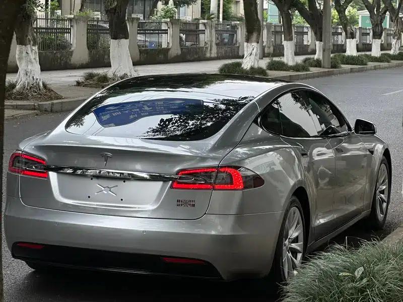 Model S 2016 75 — миниатюра 5
