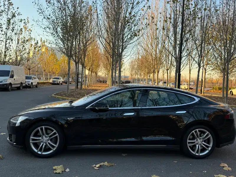 2015 Model S 70D — миниатюра 4