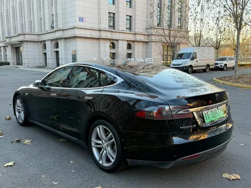 2015 Model S 70D — миниатюра 5
