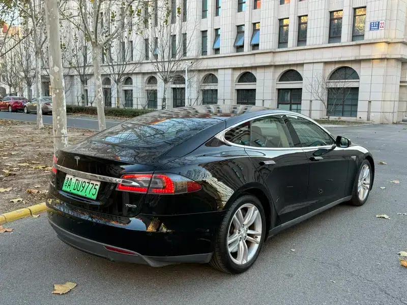 2015 Model S 70D — миниатюра 7