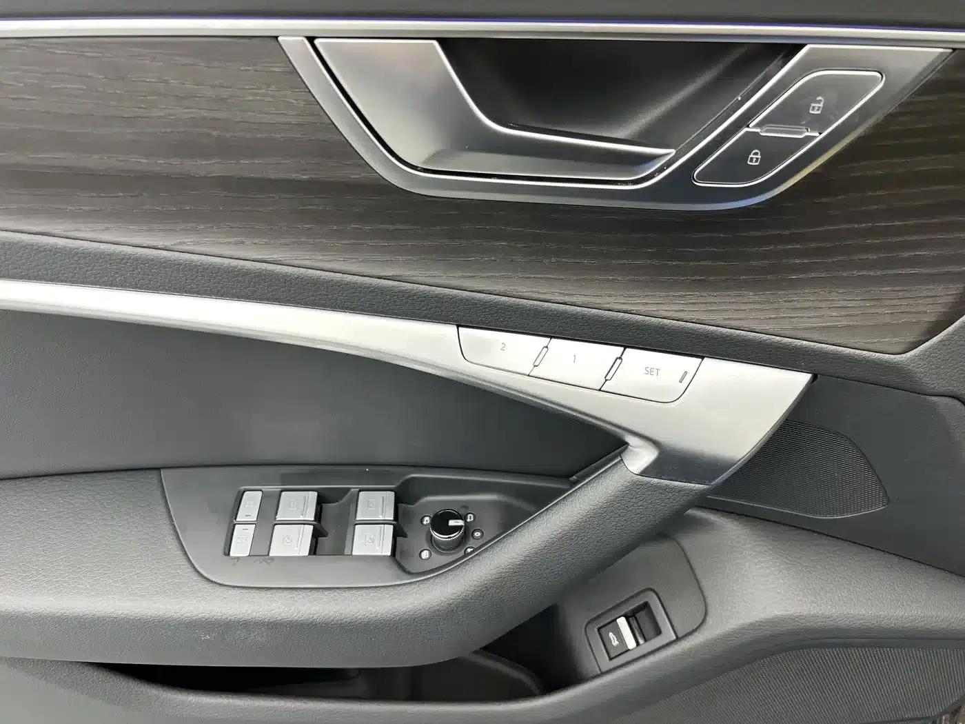 Audi A6L 2026 45 TFSI quattro Premium Dynamic Edition — миниатюра 3