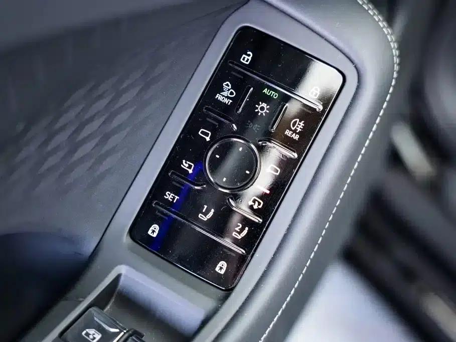 Audi A6L 2026 3.0T quattro Flagship Edition — миниатюра 18