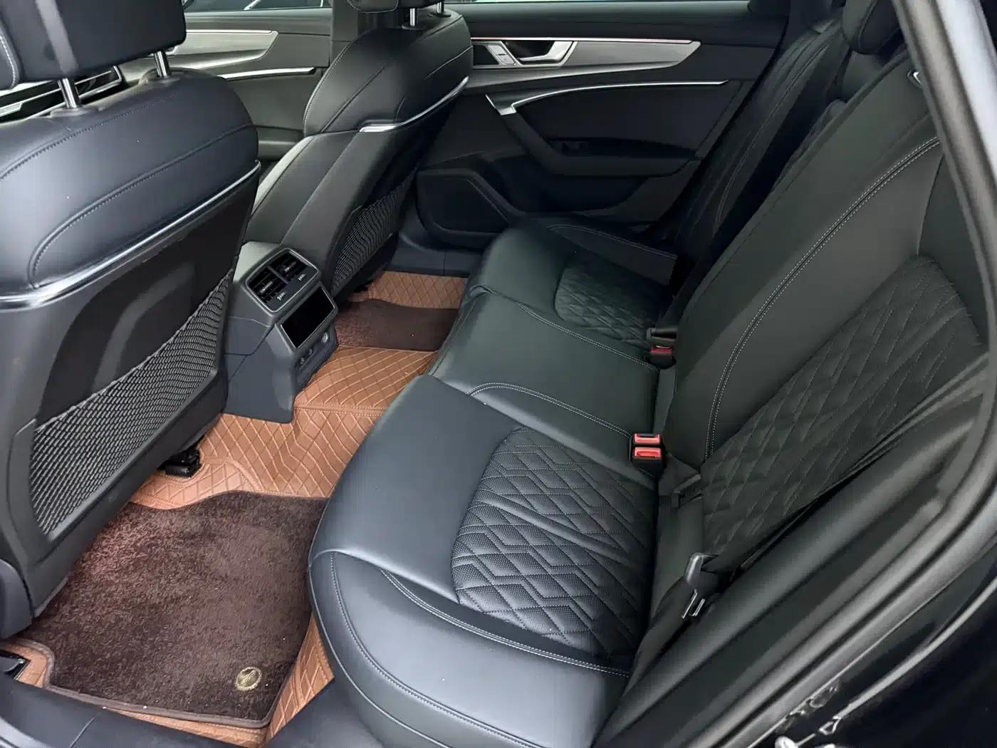 Audi A6L 2025 45 TFSI Premium Dynamic Edition — миниатюра 7