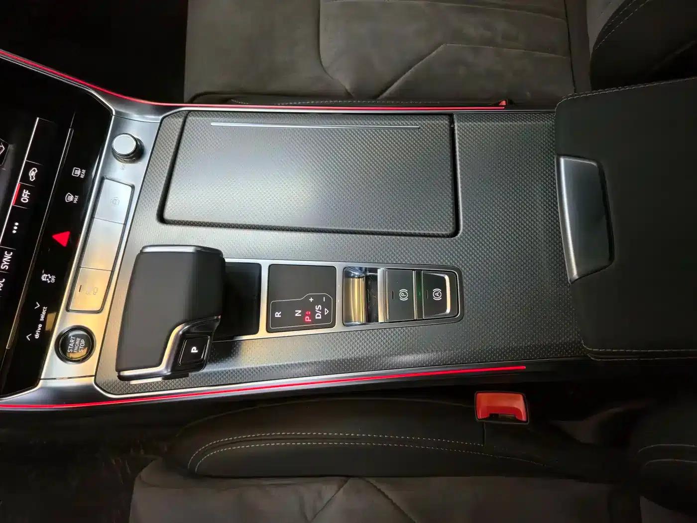 Audi A6L 2024 40 TFSI Luxury Dynamic — миниатюра 17