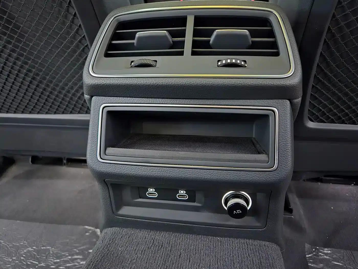 Audi A6L 2024 40 TFSI Luxury Dynamic — миниатюра 22