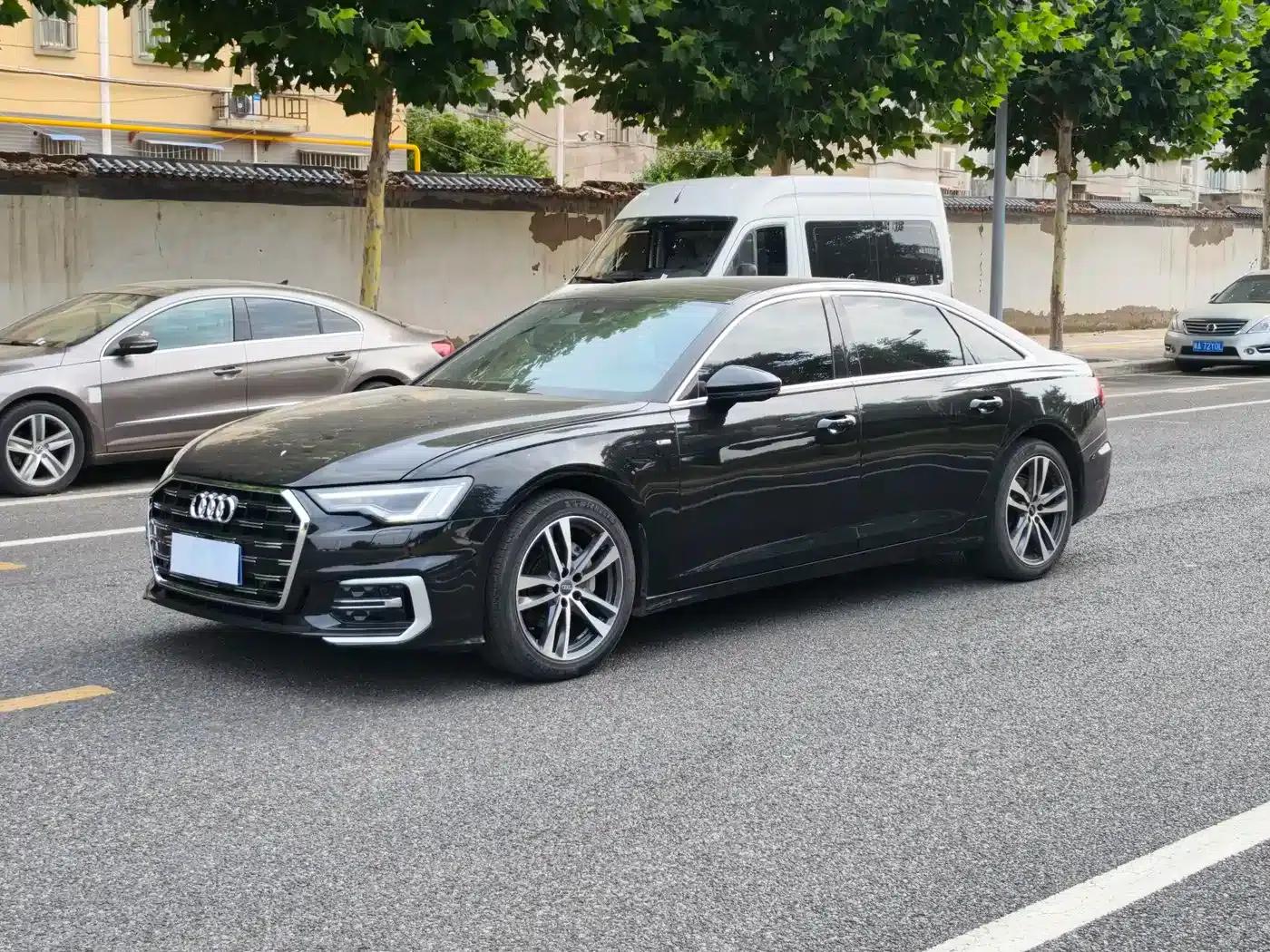 Audi A6L 2024 40 TFSI Luxury Dynamic — миниатюра 1