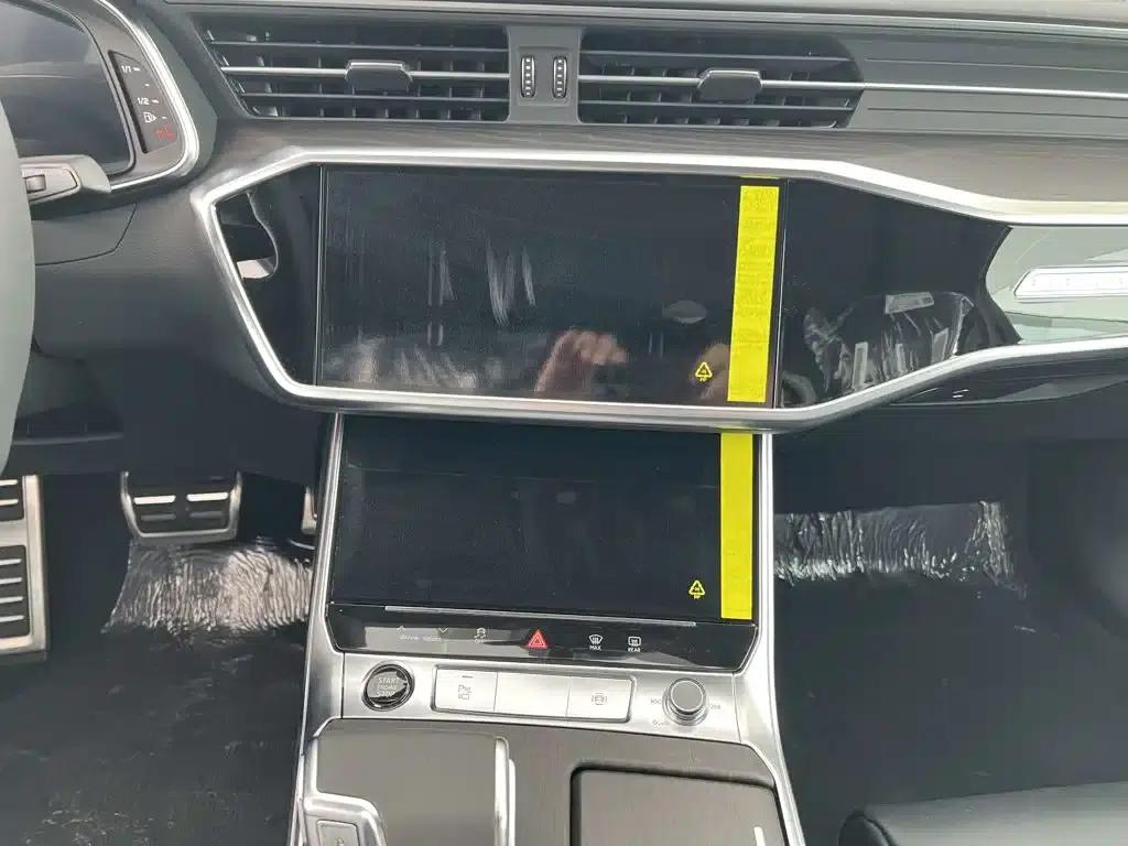 Audi A6L 2026 45 TFSI quattro Premium Dynamic Edition — миниатюра 26