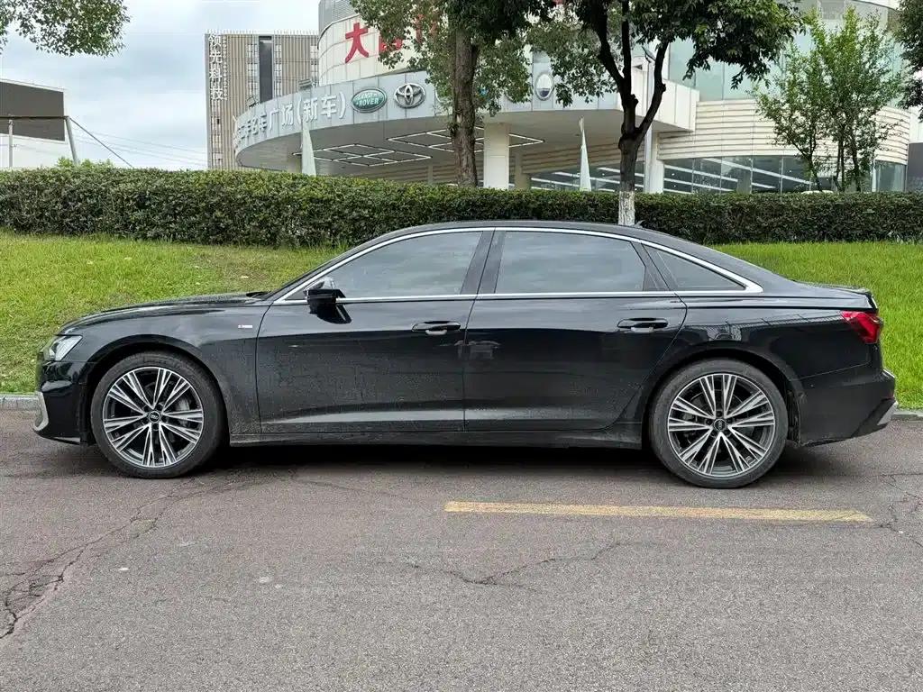 Audi A6L 2022 45 TFSI quattro Premium Dynamic Edition — миниатюра 3