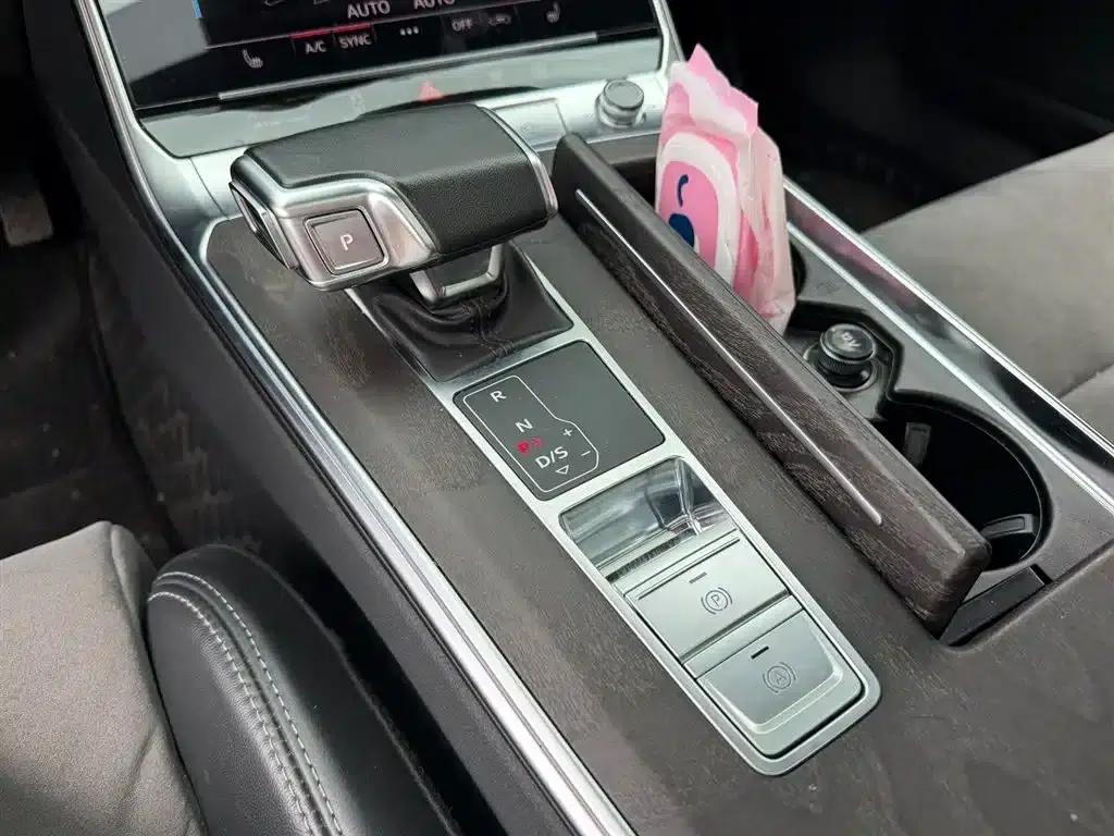 Audi A6L 2022 45 TFSI quattro Premium Dynamic Edition — миниатюра 9