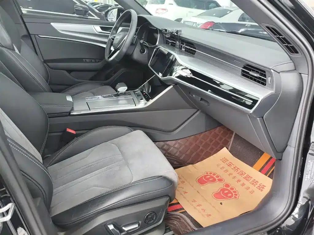 Audi A6L 2024 45 TFSI Premium Dynamic Edition — миниатюра 11