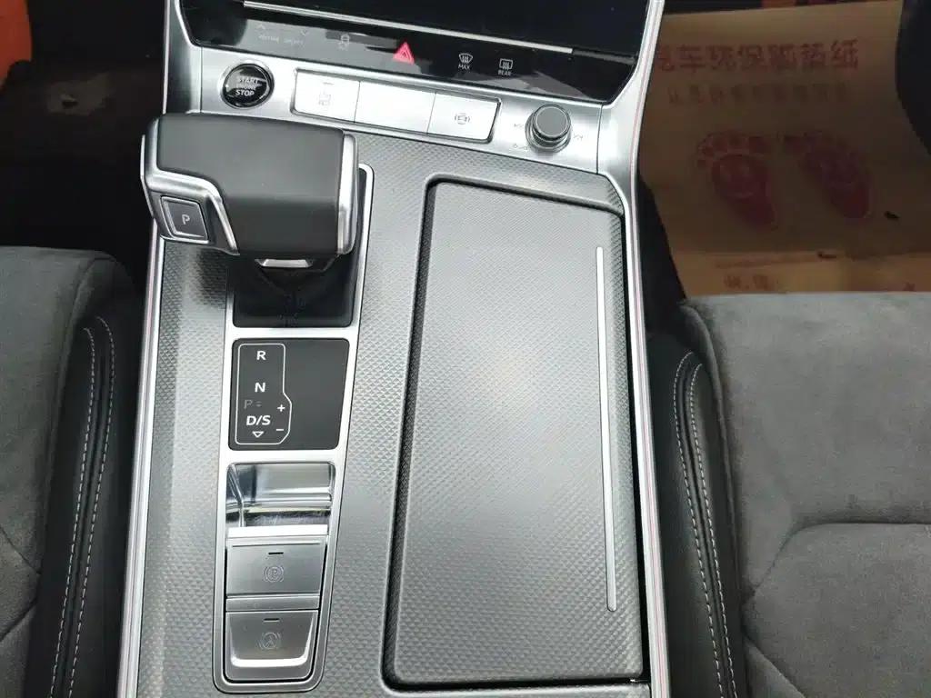 Audi A6L 2024 45 TFSI Premium Dynamic Edition — миниатюра 9