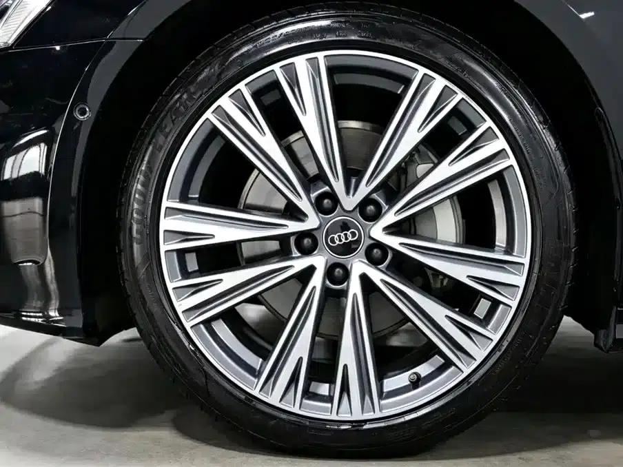 Audi A6L 2024 45 TFSI Premium Dynamic Edition — миниатюра 14