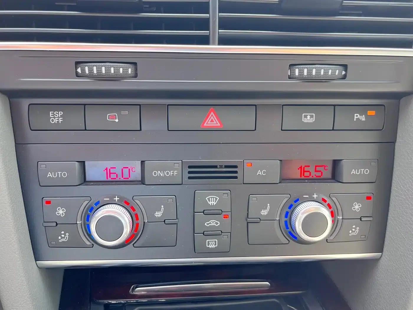 Audi A6L 2011 2.4L Comfort — миниатюра 11